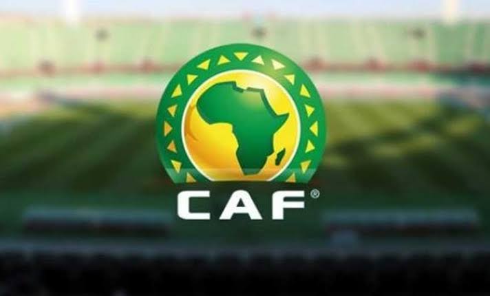 الاتحاد الإفريقي لكرة القدم يؤكد منع الشعارات السياسية في المسابقات القارية